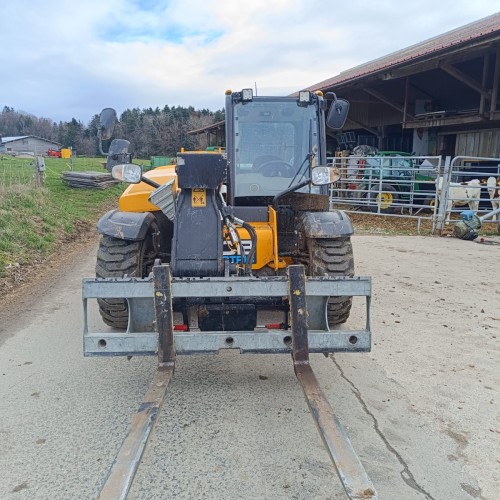 Téléscopique électrique JCB