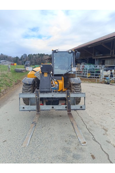 Téléscopique électrique JCB