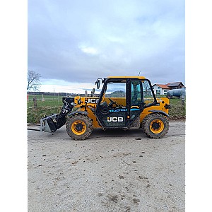 Téléscopique électrique JCB