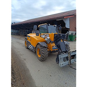 Téléscopique électrique JCB